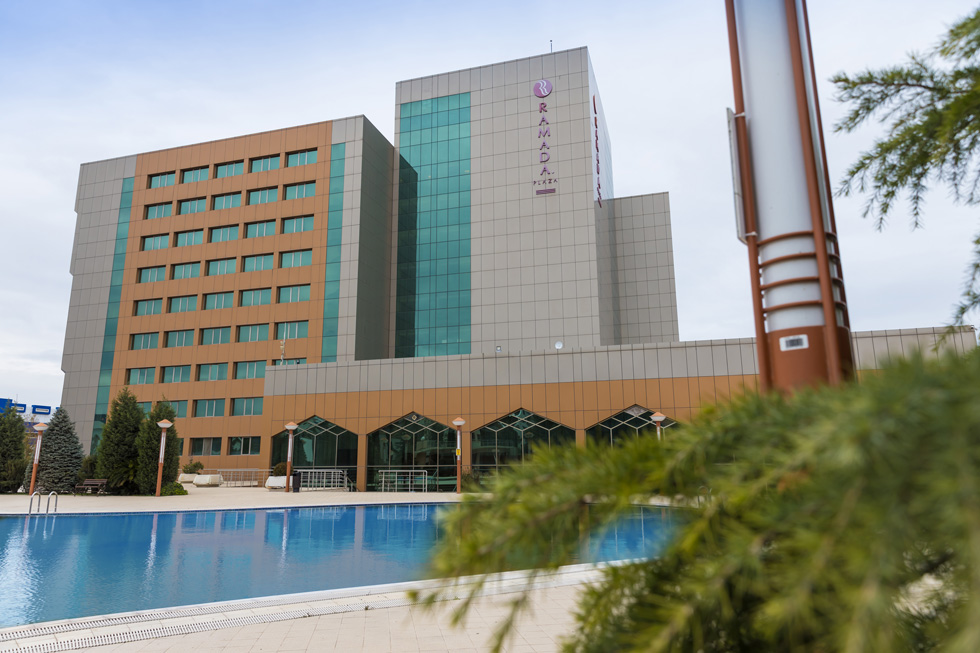 Новый уровень мирового комфорта уже совсем близко -  Ramada Plaza Gence